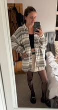 Load image into Gallery viewer, Flannel shirt