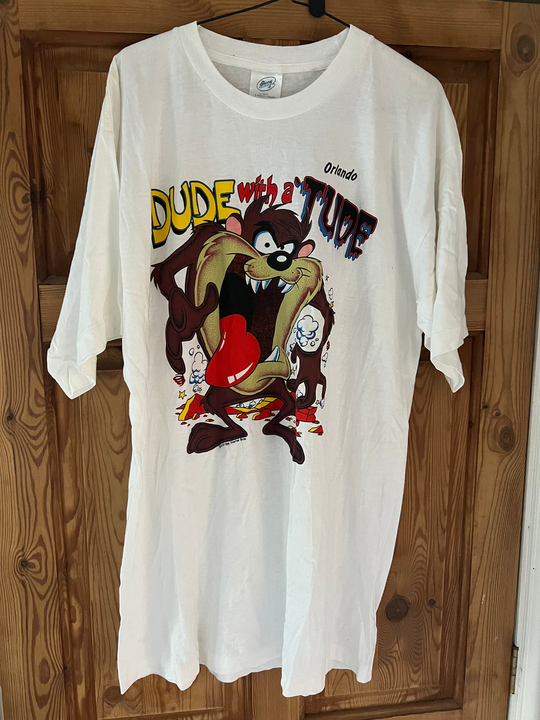 90s taz tshirt (size XL)