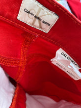 Load image into Gallery viewer, Red Calvin Klein pants (W27)