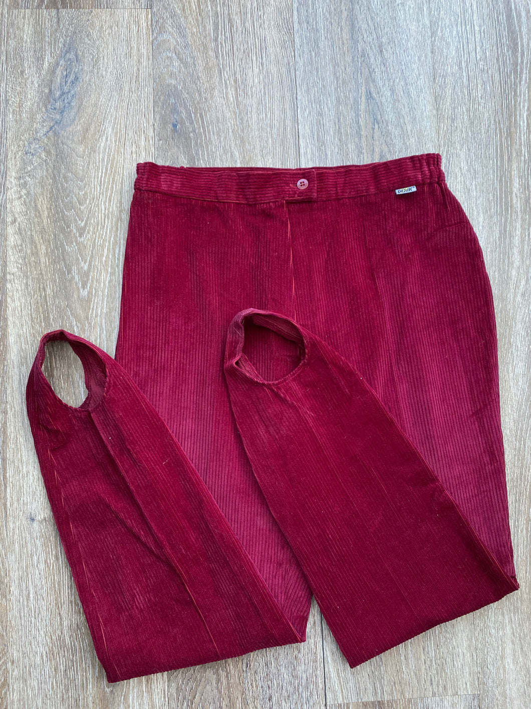 Deep red cords (size 12)