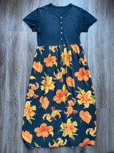 Load image into Gallery viewer, Orange floral dress