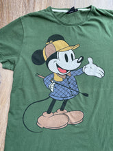 Load image into Gallery viewer, Mickey Mouse tshirt