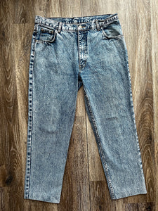 Straight leg jeans (size 14)