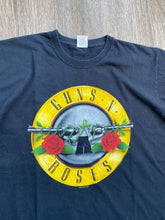 Load image into Gallery viewer, Guns n roses tee