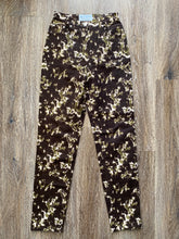 Load image into Gallery viewer, Camo mickey pants (W24)