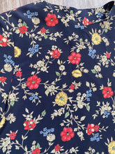 Load image into Gallery viewer, Floral blouse (size 10)