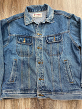 Load image into Gallery viewer, Wrangler denim jacket
