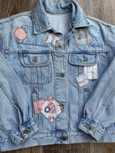 Load image into Gallery viewer, Patch denim jacket