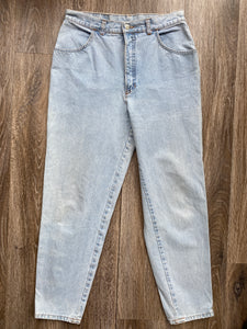 Light 90s mom jeans (size 12)