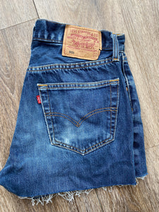 Dark Levi’s 501 shorts (W30)