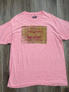 Levi’s tshirt