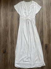 Load image into Gallery viewer, White summery dress (size 8)