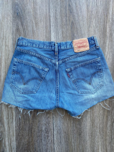 Levi’s cut off shorts