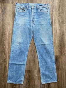 Levi’s jeans (W35 L31)