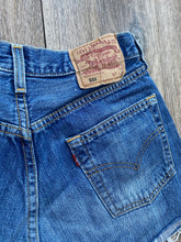 Load image into Gallery viewer, Levi’s cut offs (W28 L12)