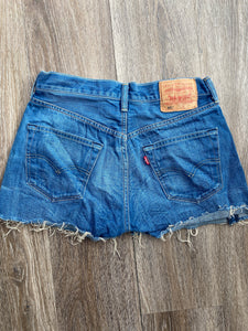 Levi’s 501 cut off shorts