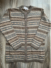 Load image into Gallery viewer, Cosy cardigan  (size M)