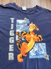 Load image into Gallery viewer, Tigger tshirt