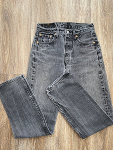 Stone Levi’s 501 (W26 L31)