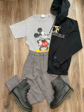 Load image into Gallery viewer, Mickey tshirt