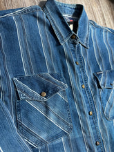 Load image into Gallery viewer, Denim stripe shirt