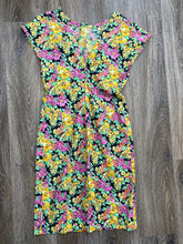 Load image into Gallery viewer, Floral dress (size 10)