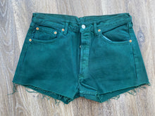 Load image into Gallery viewer, Green Levi’s 501