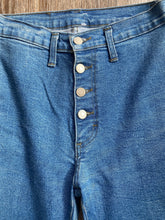 Load image into Gallery viewer, Hippy jeans (size 8)