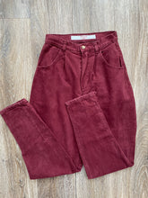 Load image into Gallery viewer, Burgundy pants (W24)