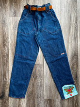 Load image into Gallery viewer, Deadstock Zuma  jeans (W24)